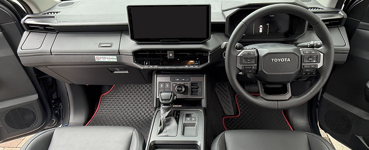 RAV4��p�t���A�}�b�g