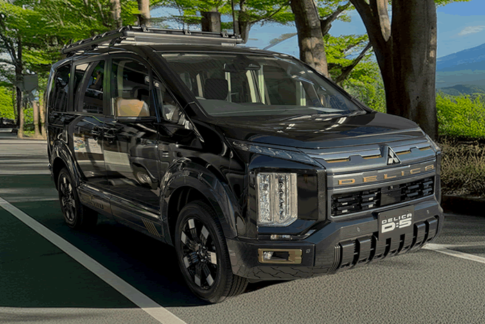 三菱 デリカ delida 新型 超新型 D5 デリカD5 改良 フルモデルチェンジ p g power package ミニバン ジャパンモビリティショー 社外品 フロアマット ラゲッジマット トランクマット 汚れ防止 カスタム パーツ ドレスアップ 便利グッズ サンドベージュパール ブラックエンブレムパッケージ フロント ガーニッシュ サンドメタリック グリル クリアランスランプ フォグランプ マットフラップ フラットキャリア リヤアンダーカバー ムーンストーングレーメタリック ブラックタイヤモンド グラファイトグレー ホワイトダイヤモンド ブラックマイカ スターリングシルバー フェンダー グリル バンパー