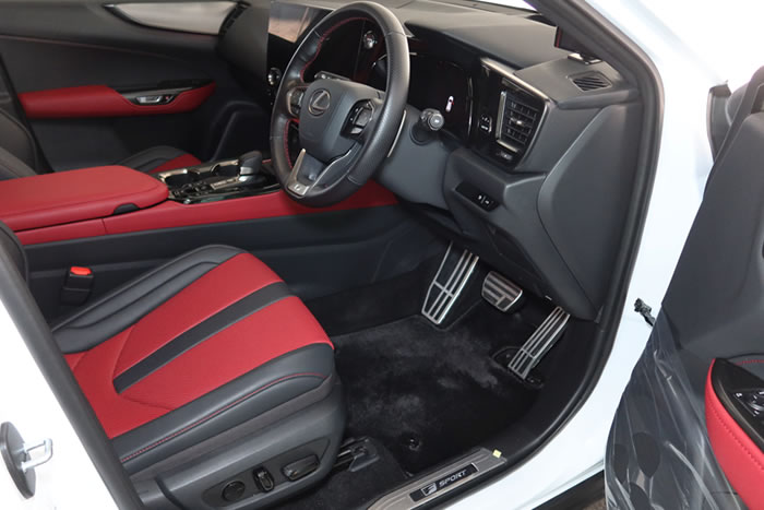 レクサスNX20系 フロアマット レクサスNX 社外フロアマット NX20系 アクセサリー 内装カスタム パーツ カスタムパーツ 車内品 ドレスアップ レクサス 専用設計 社外品 傷防止 汚れ 高級 NX250 NX450h+ 350h OVERTRAIL オーバートレイル 350 fスポーツ バージョンL ムーンデザート ソリスホワイト ダークローズ ヘーゼル フレアレッド モノリス トランク ラゲッジ 運転席