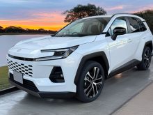 新型 RAV4 Zグレード アドベンチャー 専用 フロアマット ラゲッジマット 社外品 車内 内装 納車前 トランク ラゲージ カーゴ 汚れ防止 傷防止 便利アイテム カスタム