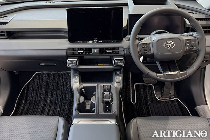 新型RAV4 RAV4 60系 Z ハイブリッド アドベンチャー フルモデルチェンジ 車種専用設計 フロアマット 社外品 ラゲッジマット トランク 荷室 積載 汚れ 傷 キズ 保護 カバー 高級 ラバー 防水 車内 保護 マット 内装 カスタム アウトドア キャンプ