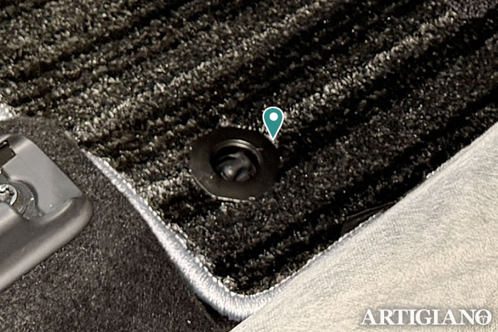 新型RAV4 RAV4 60系 Z ハイブリッド アドベンチャー フルモデルチェンジ 車種専用設計 フロアマット 社外品 ラゲッジマット トランク 荷室 積載 汚れ 傷 キズ 保護 カバー 高級 ラバー 防水 車内 保護 マット 内装 カスタム アウトドア キャンプ