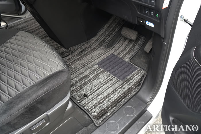 新型デリカD5 D:5 デリカD5 新型デリカ マイナーチェンジ 2026 1月 フロアマット ラゲッジマット 車種専用設計 アルティジャーノ G パワーパッケージ P M アーバンギア ブラックエディション シャモニー ジャスパー 寒冷地 デリ丸 汚れ防止 キズ 傷 保護 カバー 敷く 運転席 ロングラゲッジマット ステップ ドアポケット