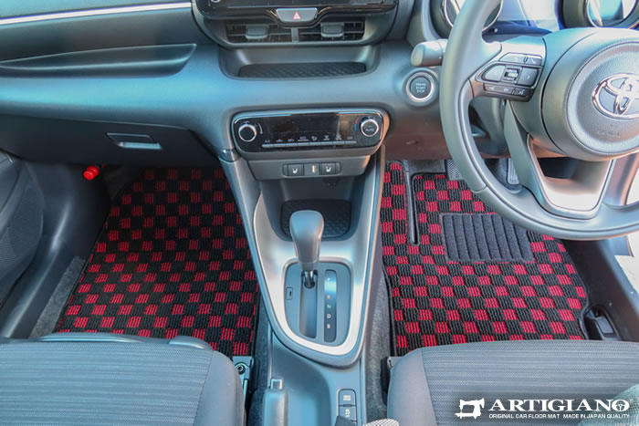 ヤリス 新型ヤリス yaris Z ハイブリッド ガソリン 2WD e-foue G X ウルバーノ AT MT U XBパッケージ 社外品 フロアマット ラゲッジ ラゲージ トランク 汚れ防止