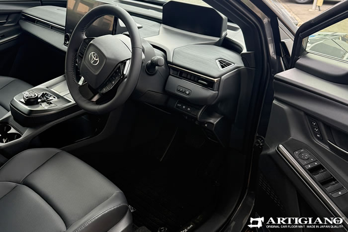 bz4x ツーリング touring 専用設計のフロアマット、運転席マットは近日発売予定