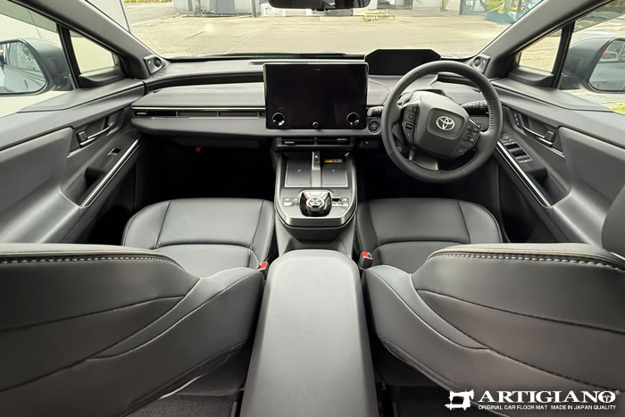 bz4x ツーリング touring 専用設計のフロアマットは近日発売予定