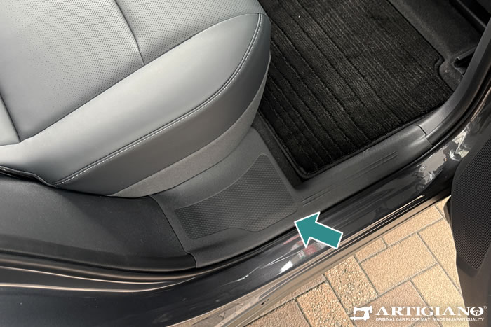 bz4x ツーリング touring 専用設計のフロアマットは2列目サイドマット付き