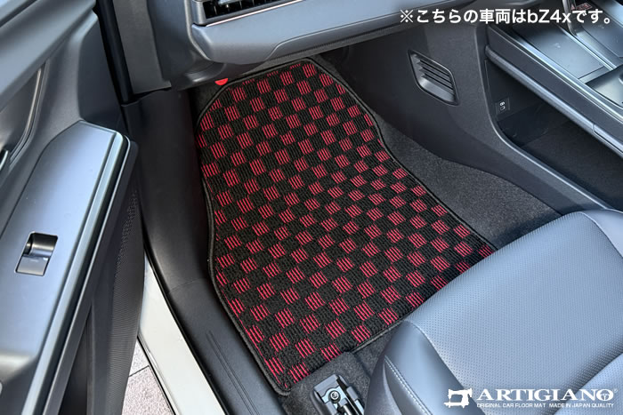 スバルのトレイルシーカー専用フロアマット発売開始