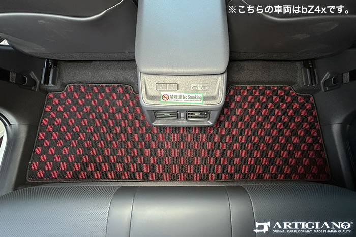 スバルのトレイルシーカー対応リアマット